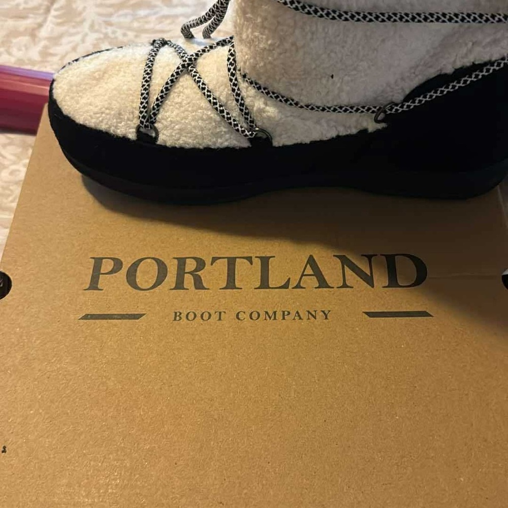 Portland Boot Company Women's Cozy Winter Boots - Black and Cream